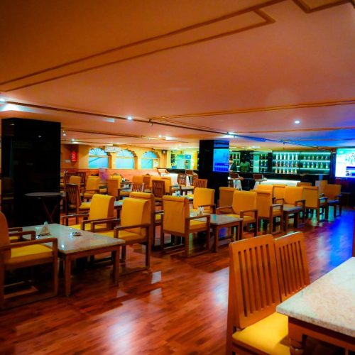 Bar In Jaipur- Hotel Amayra